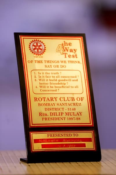 Rotary Club of Bombay Santacruz, appreciation plaque, 7 January 1998.