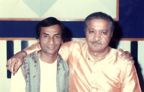 Kavi Narayan Agrawal with Pt. Hariprasad Chaurasia